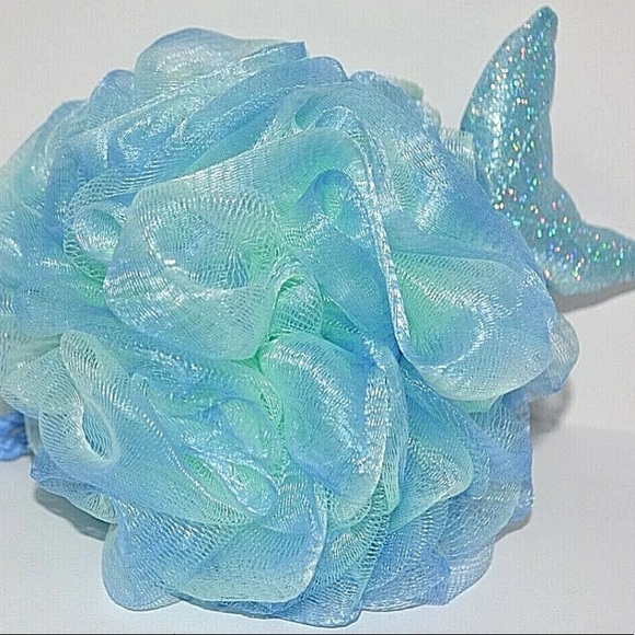 BATH & BODY WORKS BLUE MERMAID TAIL SHOWER SPONGE LOOFAH - Picture 3 of 10